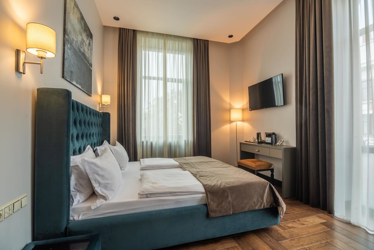 Отель Grand Hotel Roxolana Ивано-Франковск