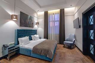 Отель Grand Hotel Roxolana Ивано-Франковск Представительский люкс-1