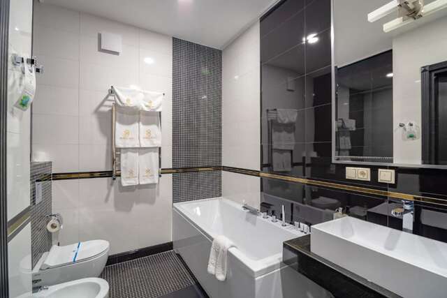 Отель Grand Hotel Roxolana Ивано-Франковск-98